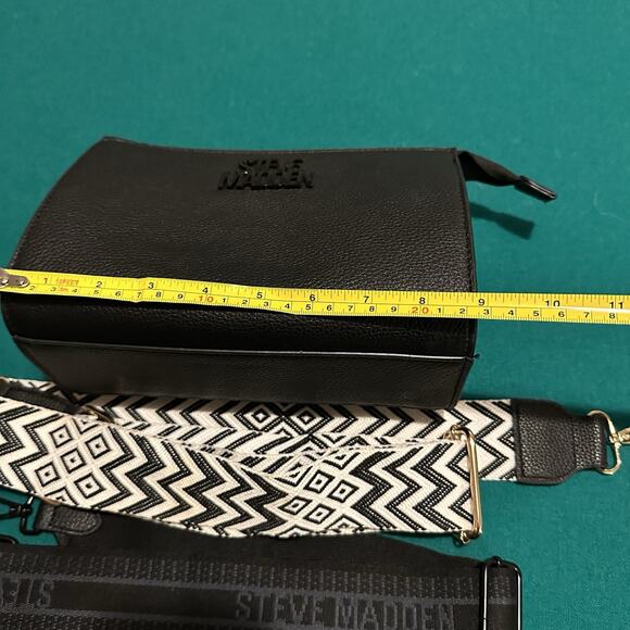 Steve Madden Black Crossbody Bag with Two Adjustable Straps Faux Leather - Picture 4 of 5